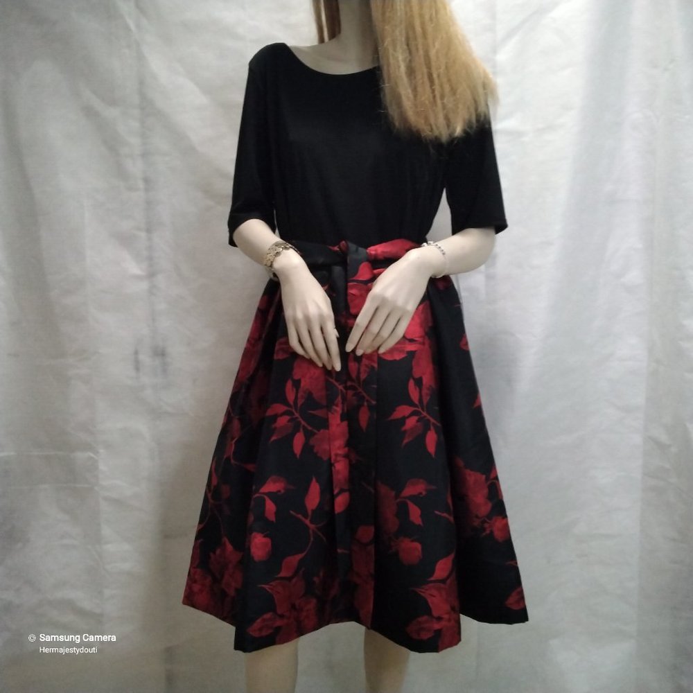 R&K Black & Red Floral Short Sleeve Maxi Party Prom Pageant Dress NWT Girls 14